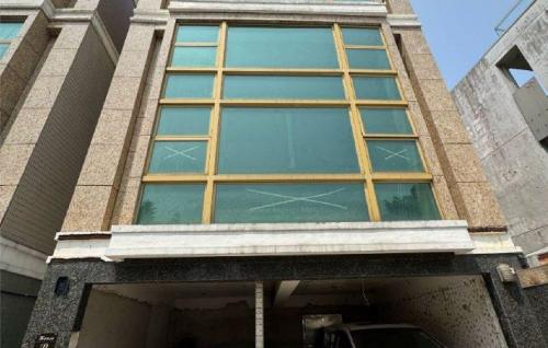 A&A Works at House D, La Salle Place